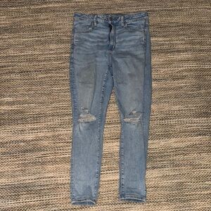 American Eagle Outfitters Light Blue Skinny Jeans